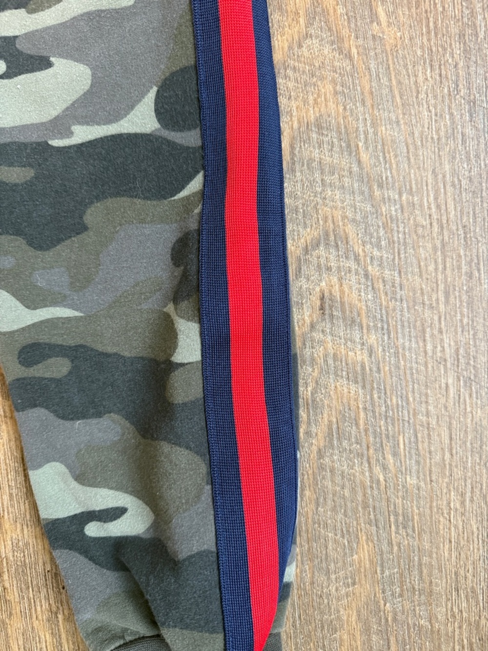 BB Dakota Women’s Leg Room Camo Side-Stripe Joggers Size X-Small - Picture 11 of 14